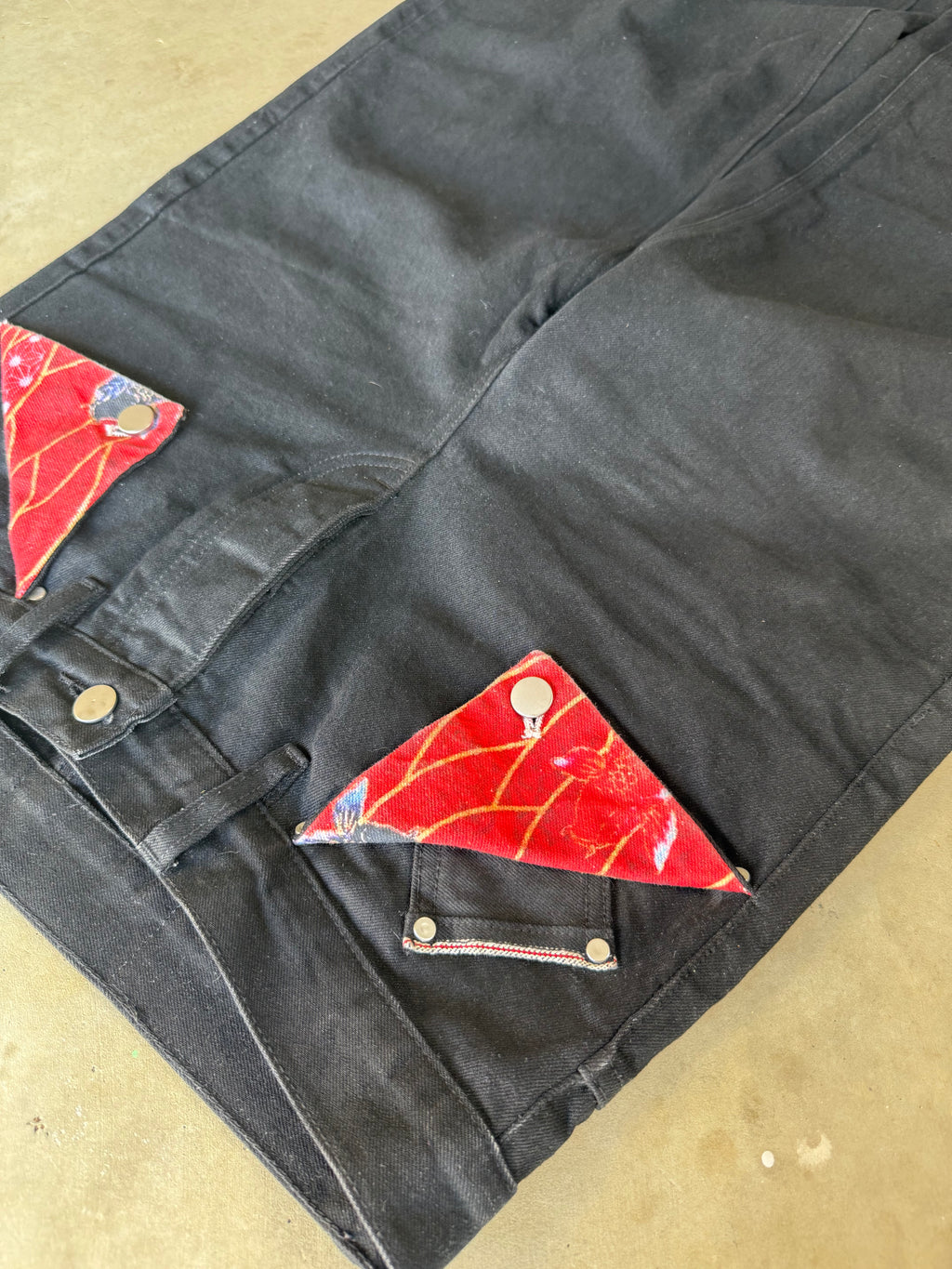 Mizu- Barrel Fit 14oz Black Fish Japanese Selvedge Denim
